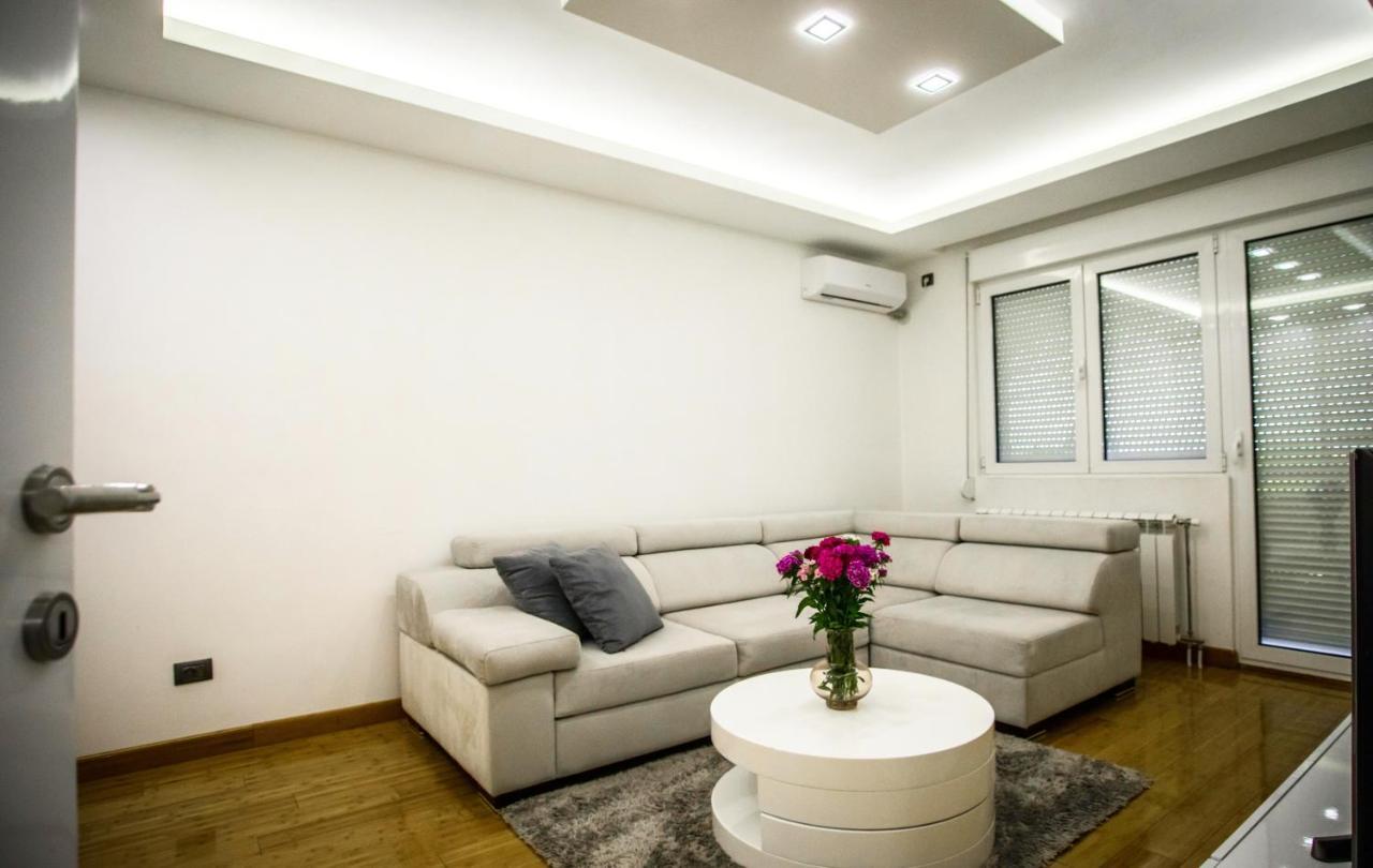 Bogatić Apartman Simic - Stan Na Dan מראה חיצוני תמונה
